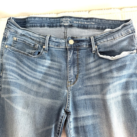 Levis Womens 16M Mid Rise Y2K Classic Jeans Boot Cut Capsule Timeless - Picture 5 of 15